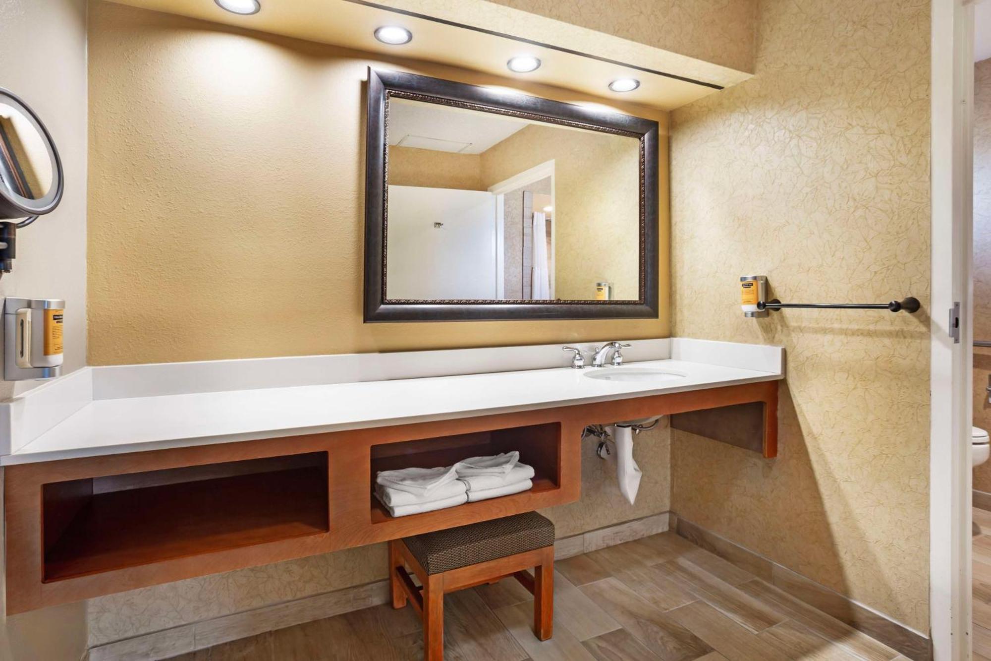 Best Western Plus Black Oak El Paso de Robles Buitenkant foto