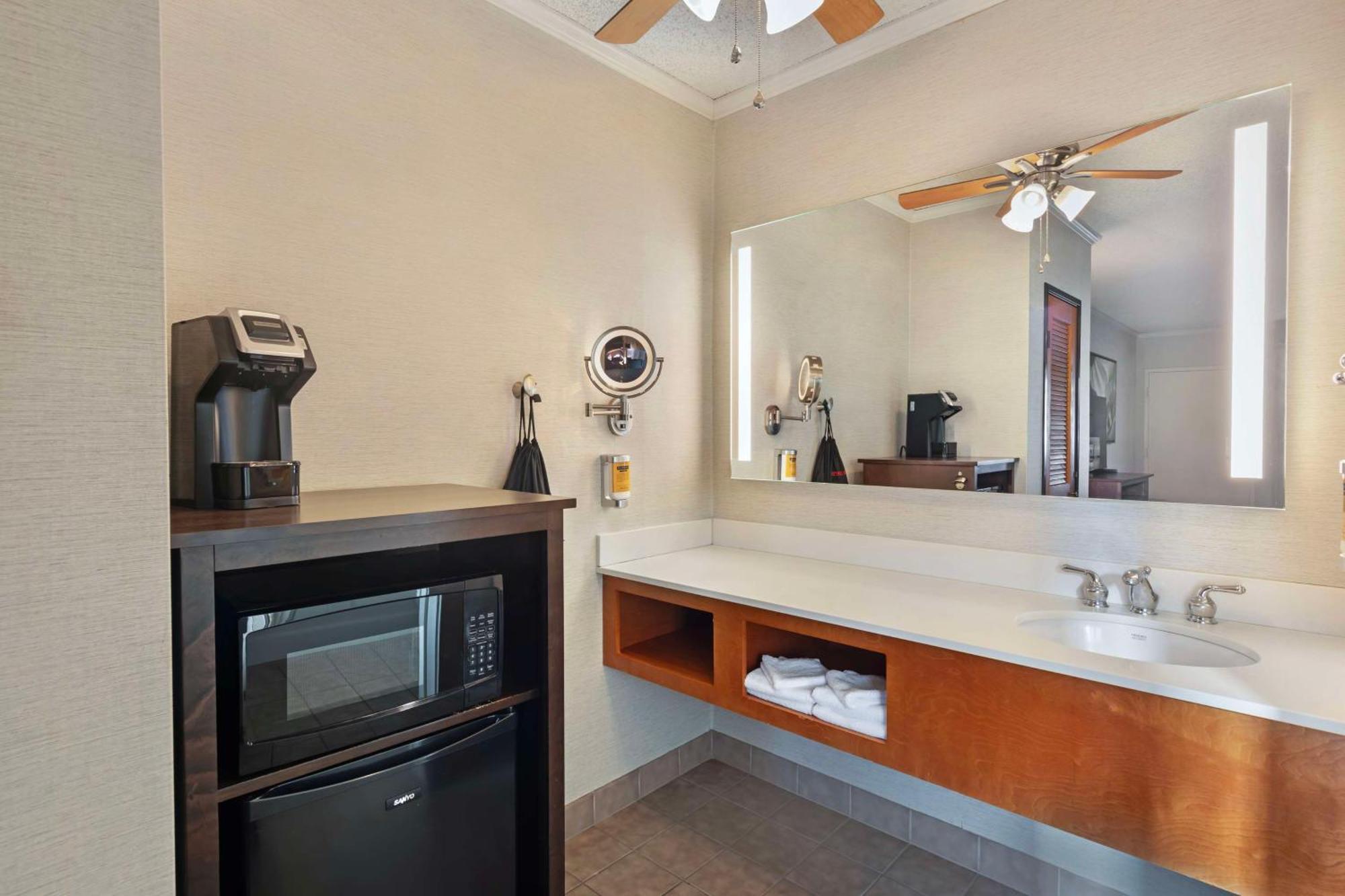 Best Western Plus Black Oak El Paso de Robles Buitenkant foto